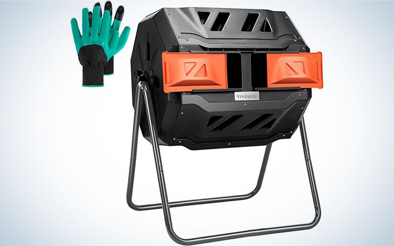The VIVOSUN Compost Tumbler is one of the best compost tumblers.