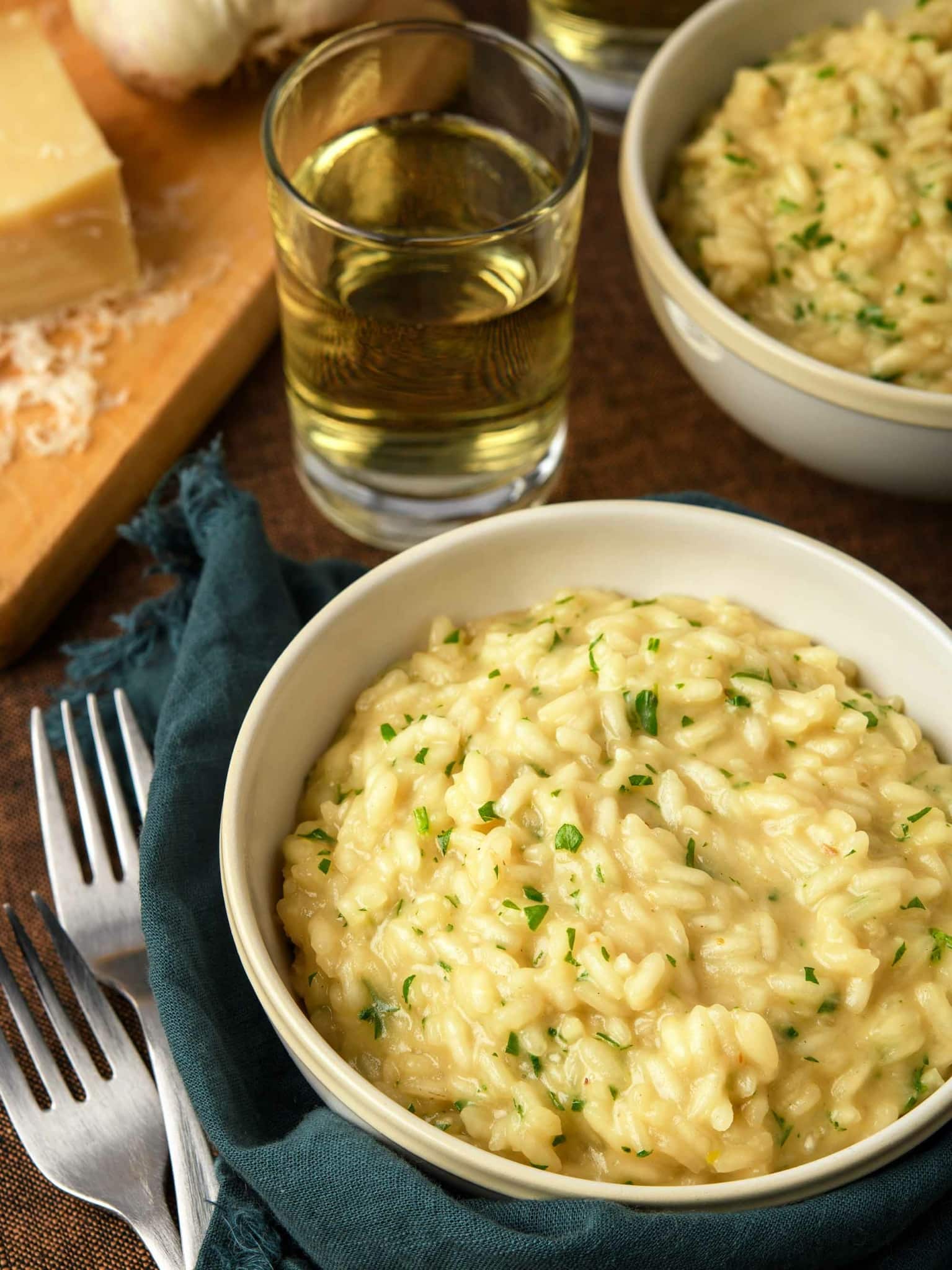 Close up of a bowl of garlic parmesan risotto.