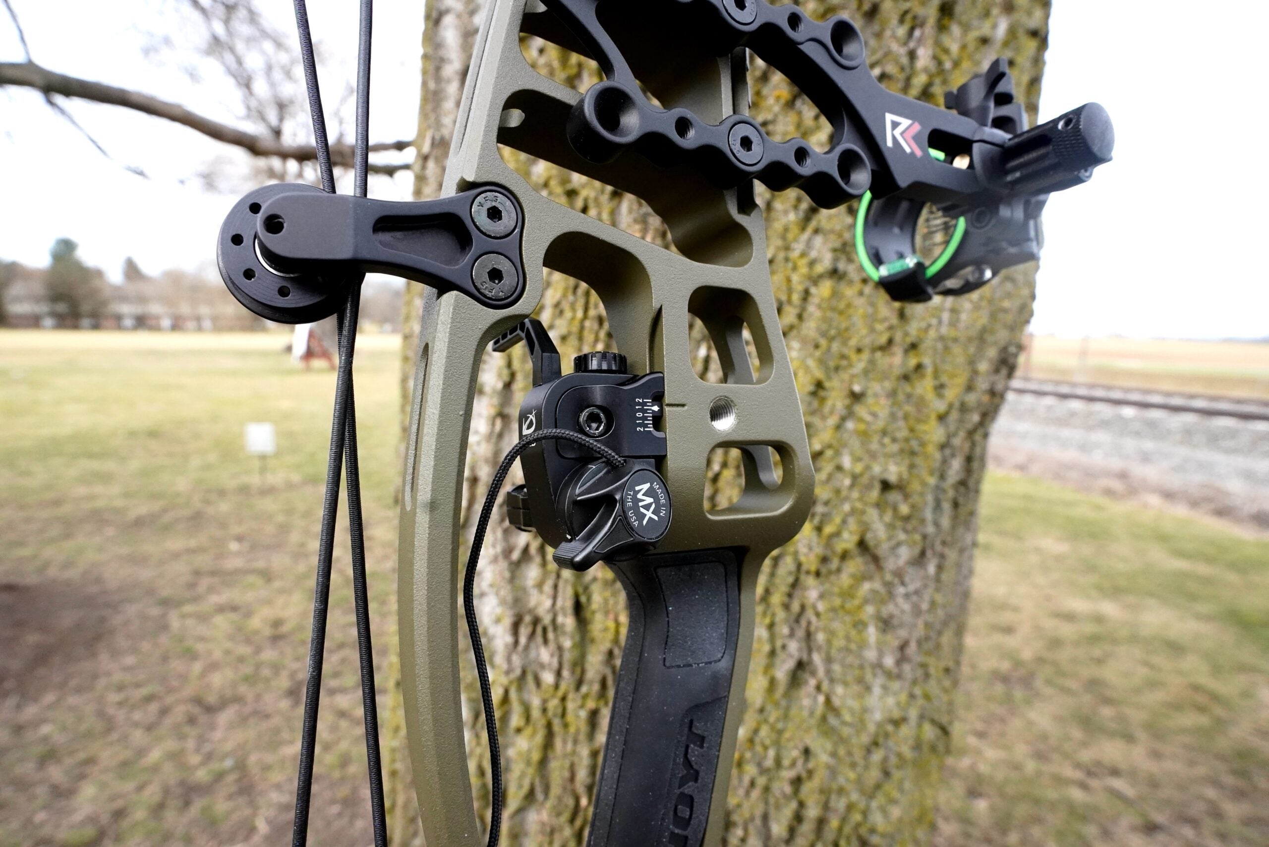 Hoyt's low profile arrow rest mount. 
