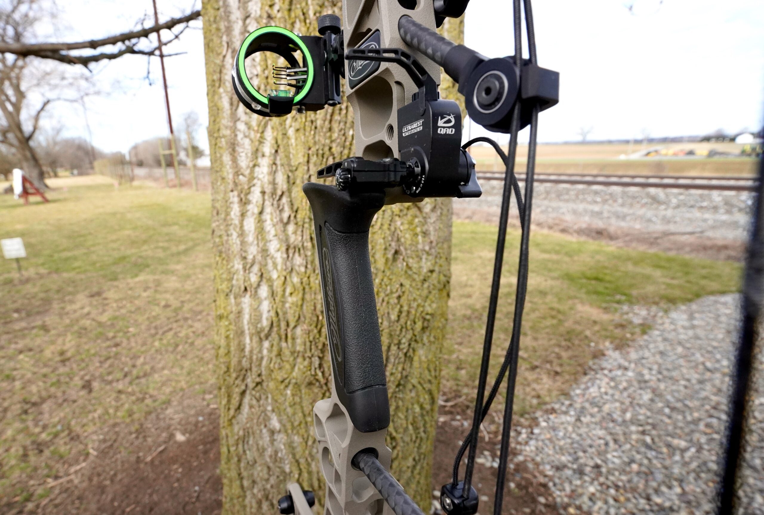 The stock Mathews grip.