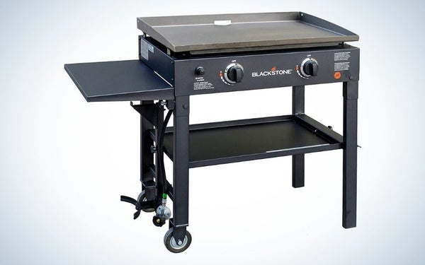 Blackstone 28-inch outdoor flat top gas grill griddle station is the best camping griddle with stand.