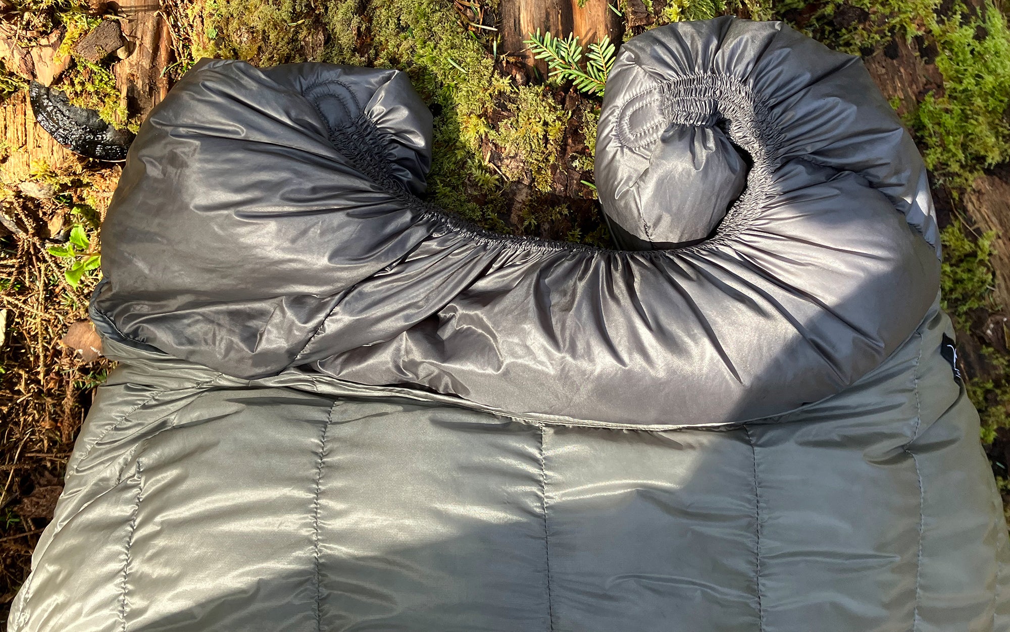 The slight curl to the neck opening of the Stone Glacier Chilkoot made a real difference in both comfort and draft prevention.