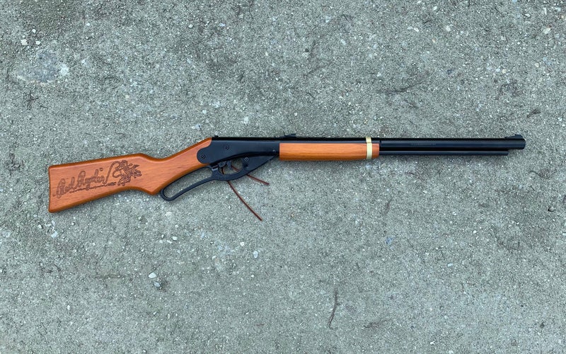 The Daisy Red Ryder is the best bb gun for kids