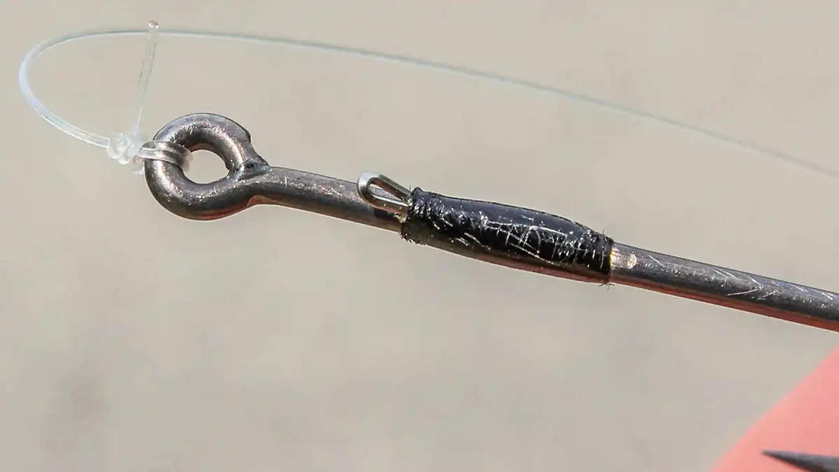 BKK Flipping hook welded eye keeper