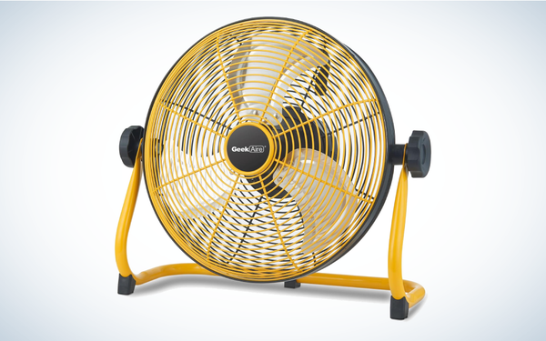 Best Camping Fans: Geek Aire 12-Inch Camping Floor Fan