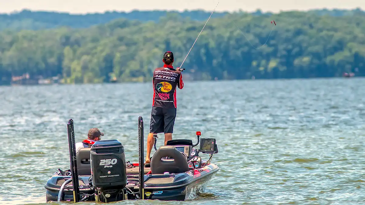 kevin vandam wormin on ledges