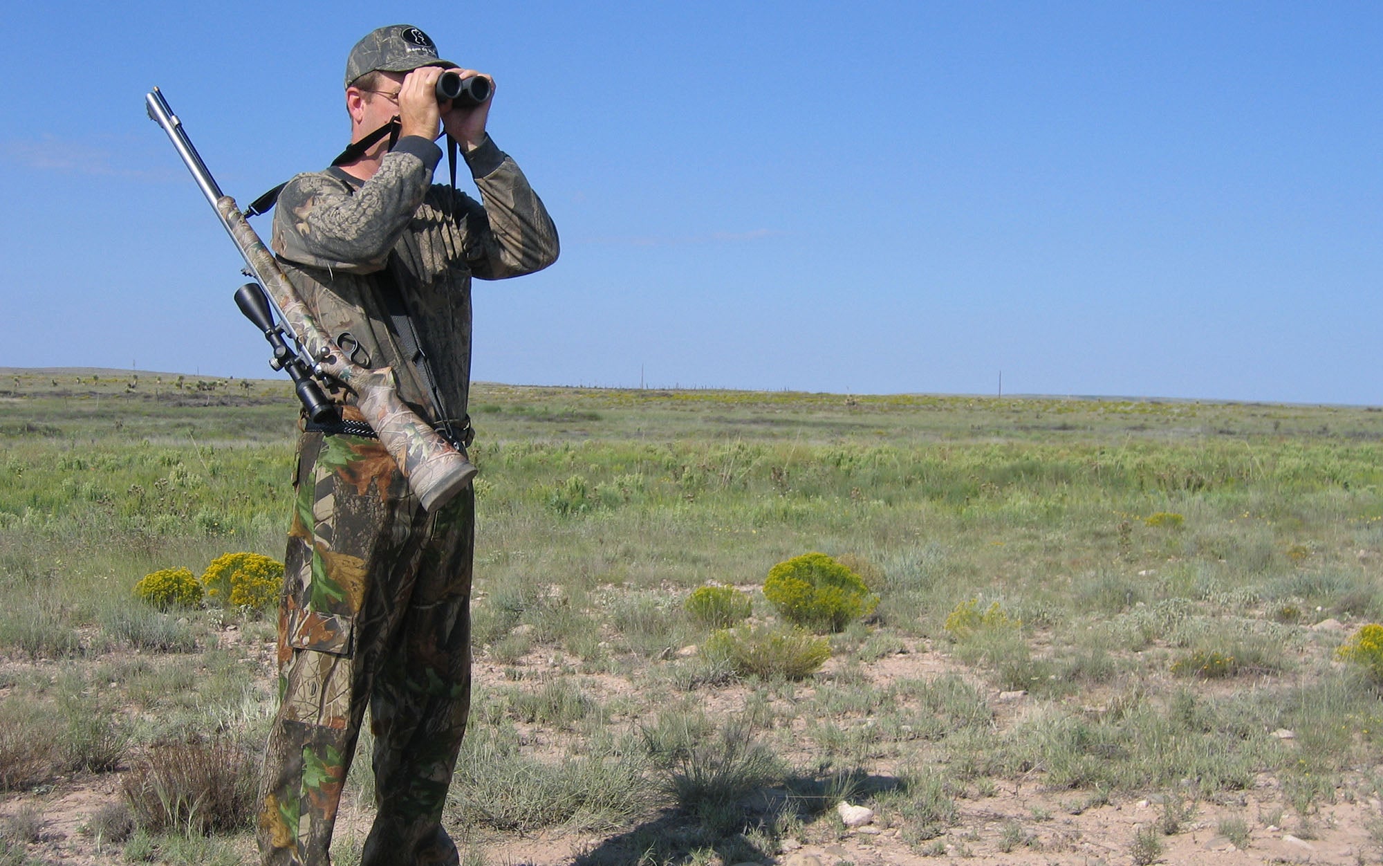 The author hunting with the Knight Disc Extreme.