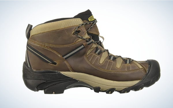 Best Lightweight Hiking Shoes: Keen Targhee II