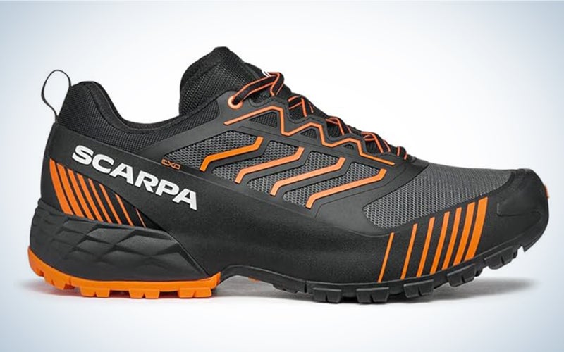We tested teh Scarpa Ribelle Run XT.