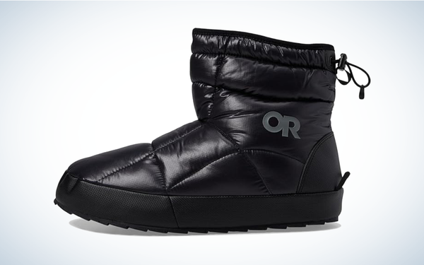 Outdoor Research Tundra Trax Booties on gray and white background