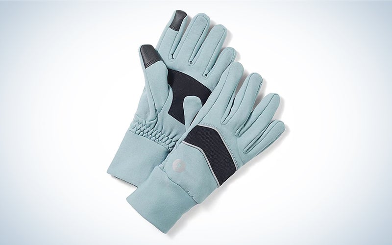 We tested the Smartwool Active Fleece Insulated Glove.