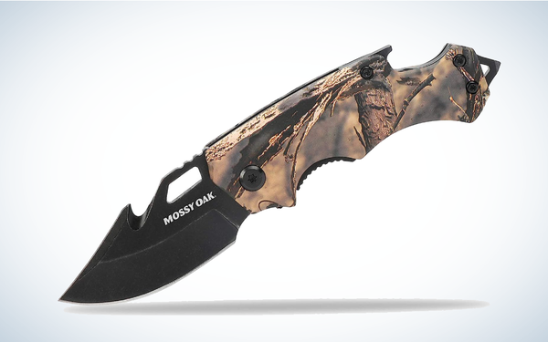 Mossy Oak Mini Folding Pocket Knife on gray and white background