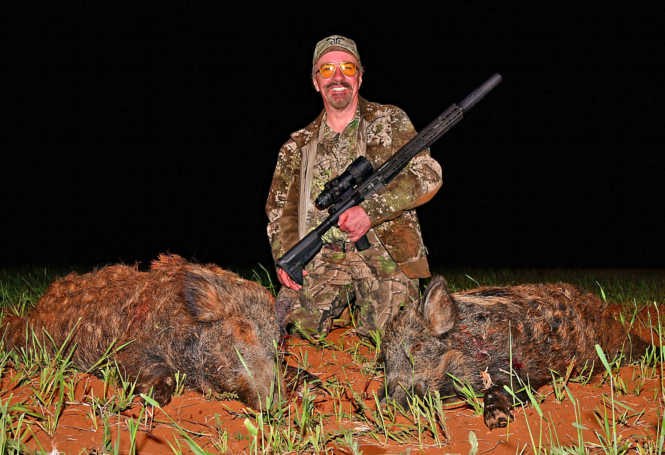 hog hunting at night