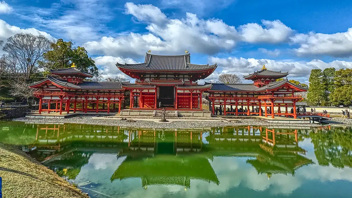 byodo-in temple in kyoto japan
