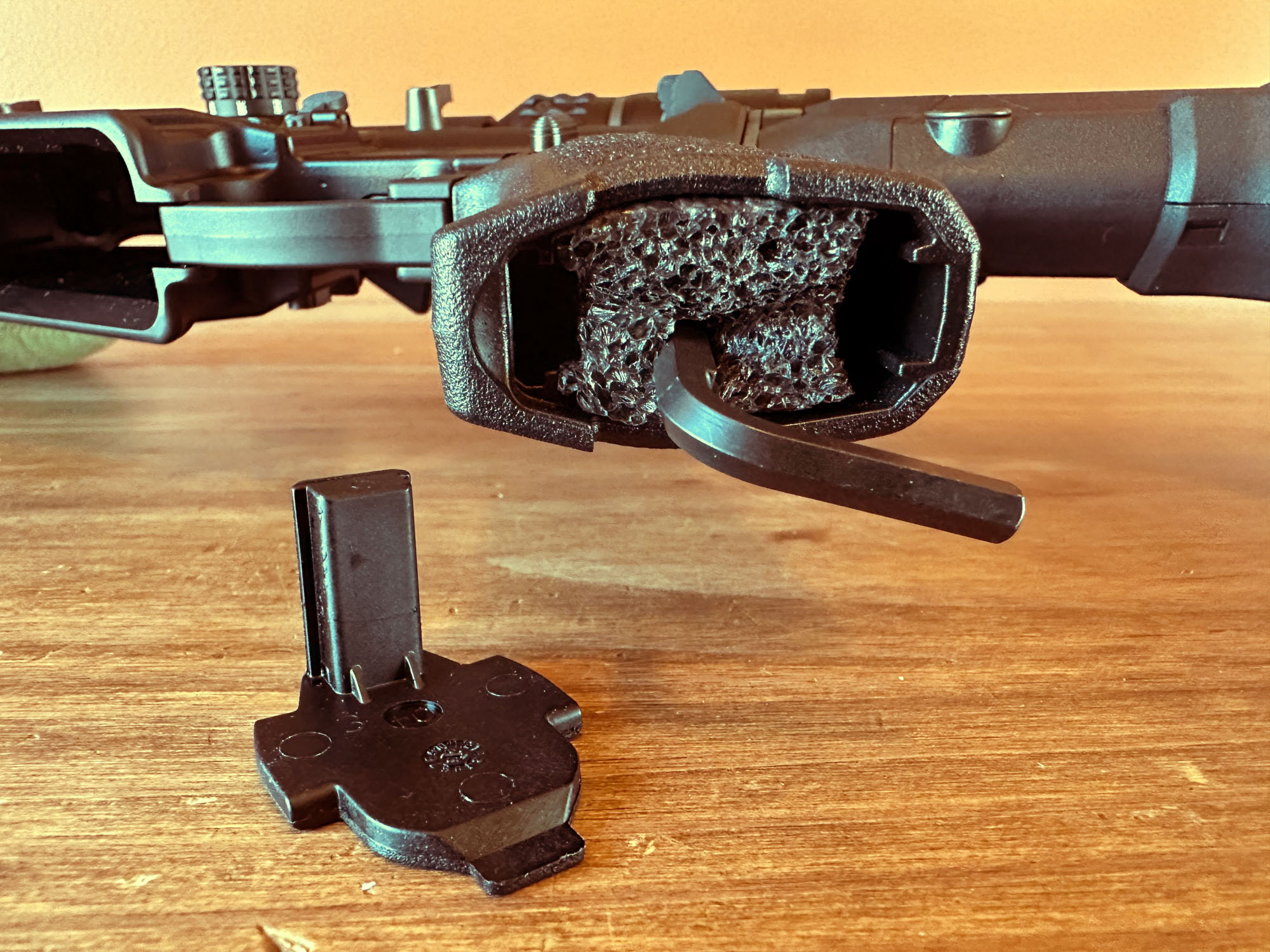 Ruger SFAR wrench in handle