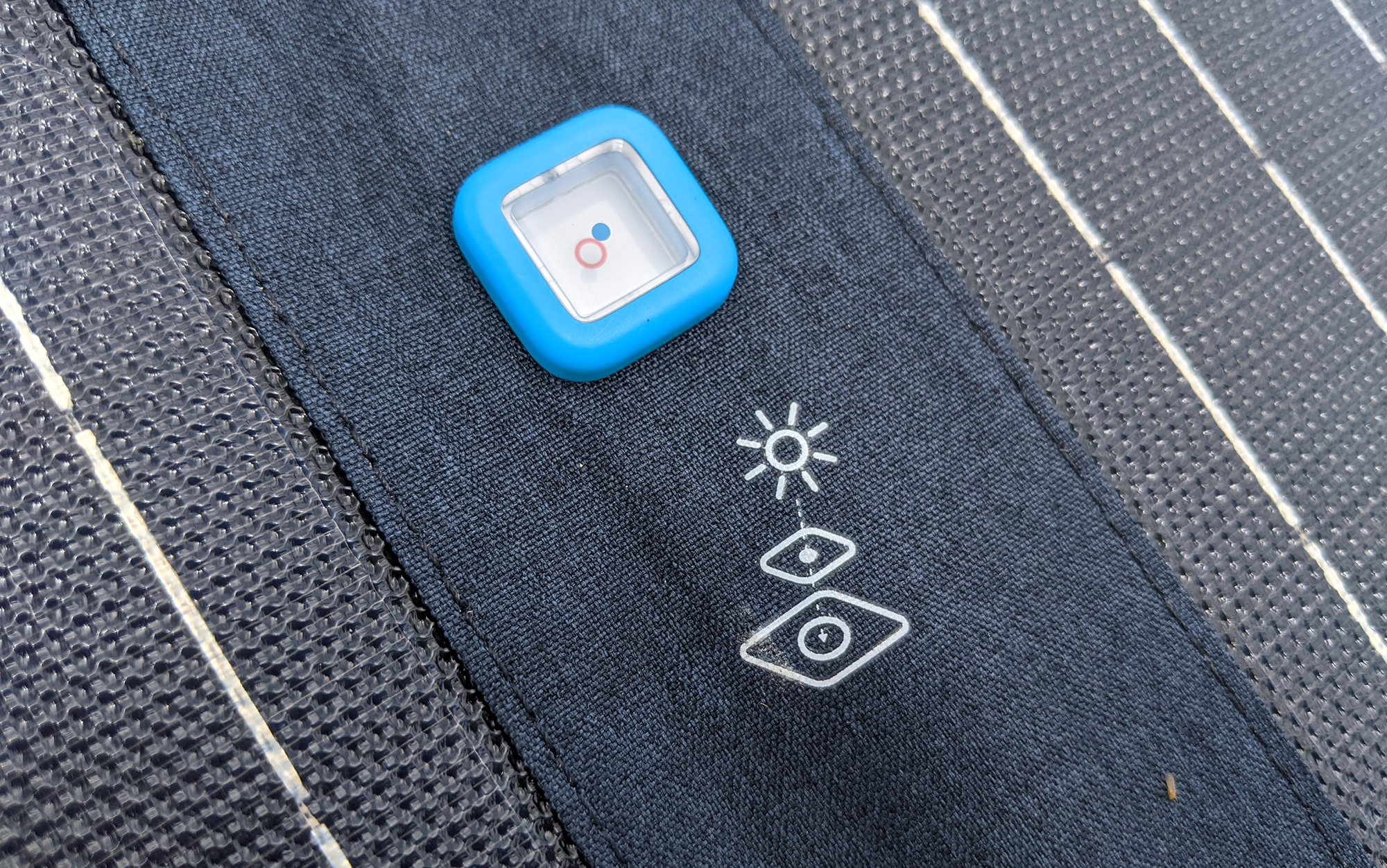 The sundial on the Anker 625 Solar Panel made it easy to ensure it was pointed in the right direction.